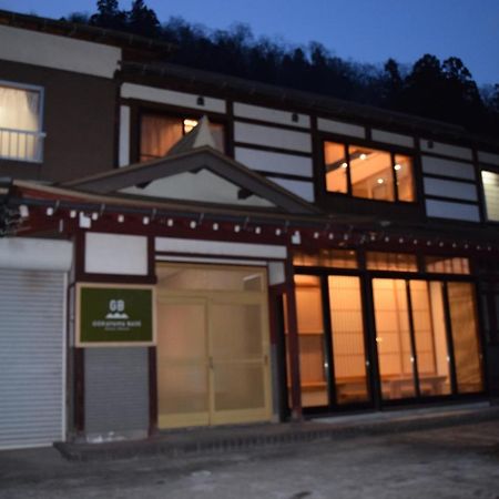 Gokayama Base Hotel Nanto Exterior photo