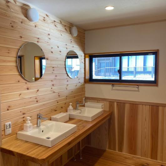 Gokayama Base Hotel Nanto Exterior photo